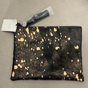 Vash oversized clutch